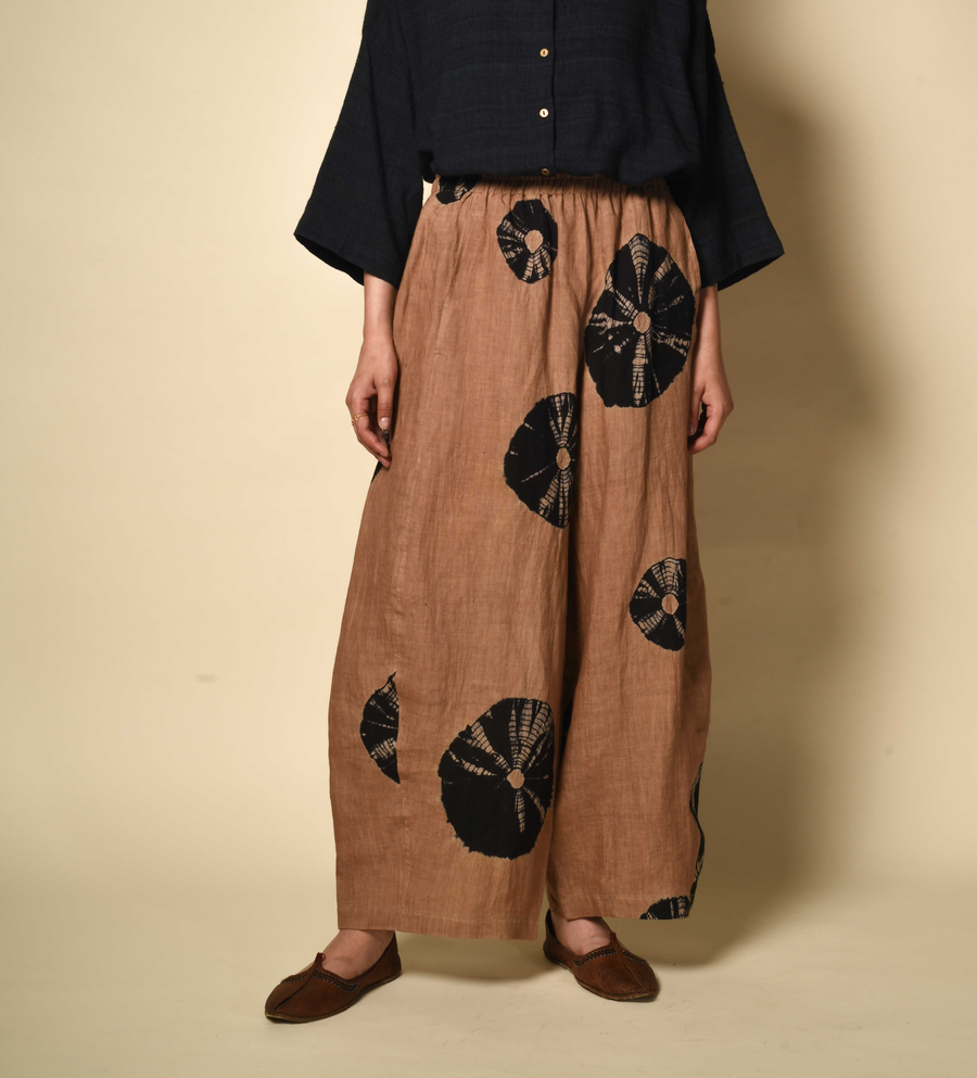Bandhani Linen Gol Pants in Camel