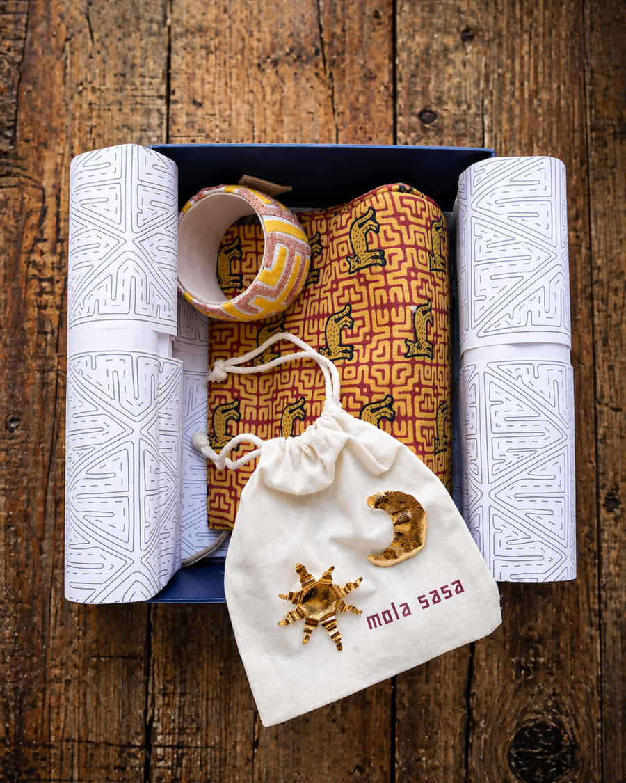 Mola Gift Box
