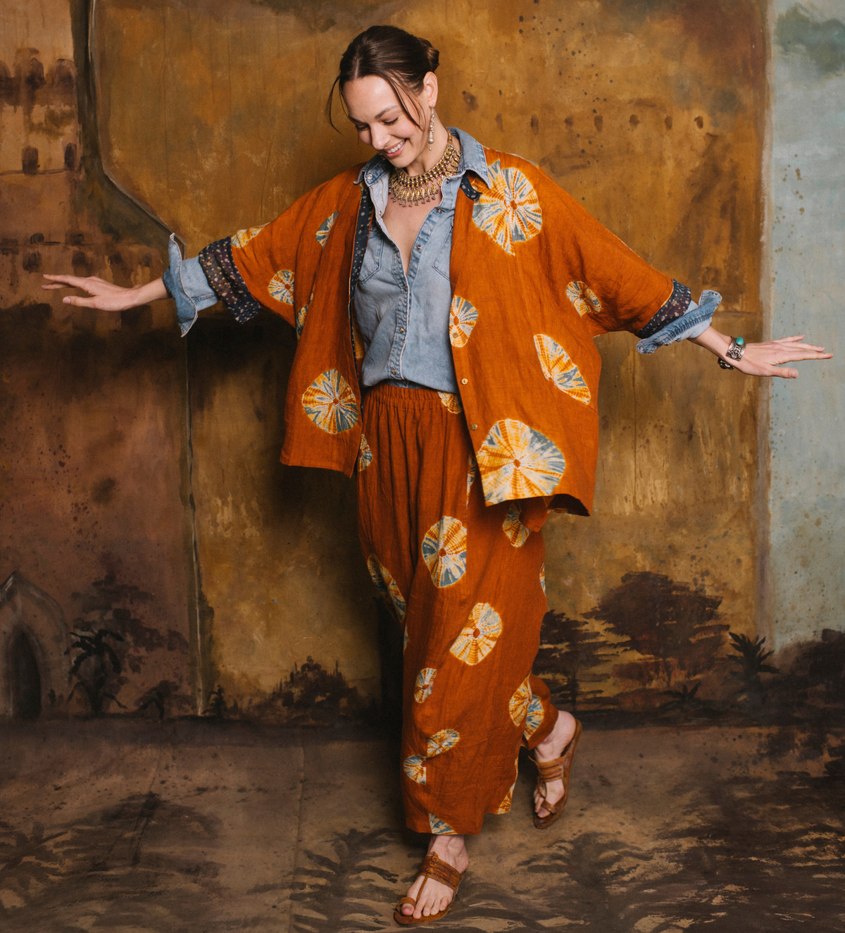 Bandhani Linen Gol Pants in Rust
