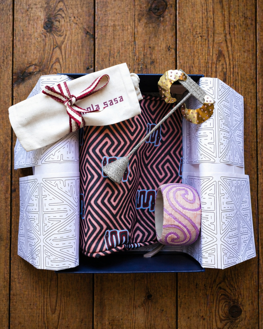 Mola Gift Box