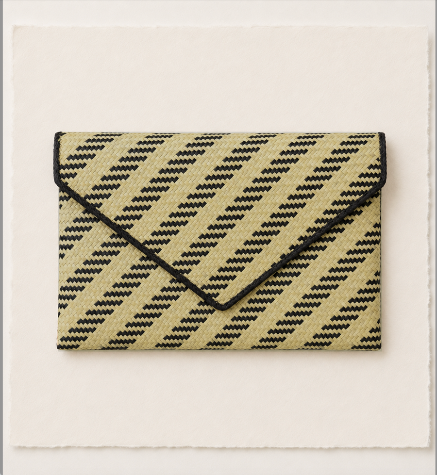 Fara Clutch