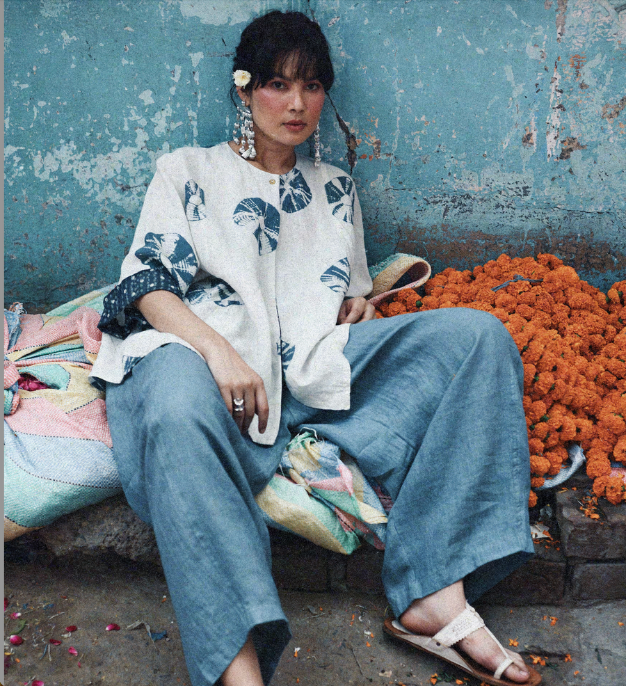 Bandhani Linen Bindi Shirt in light blue