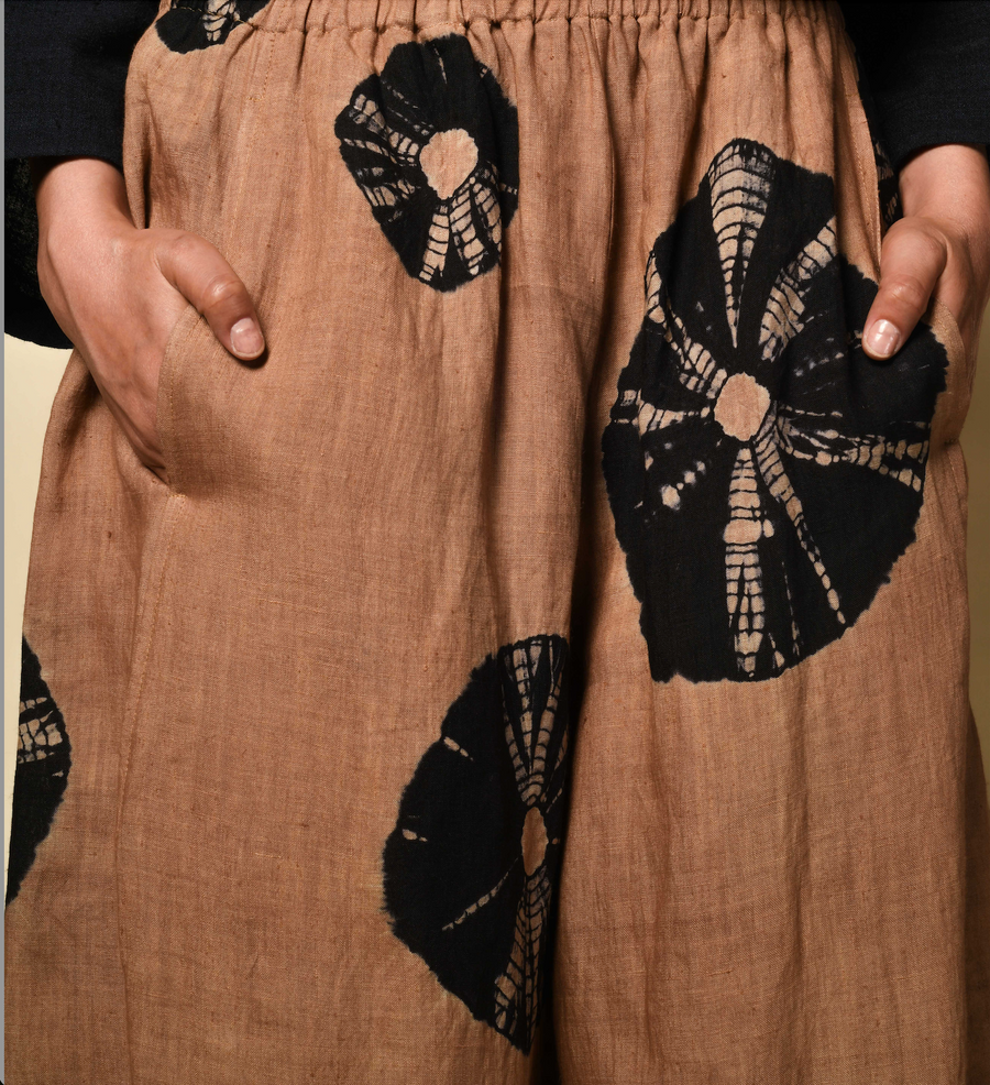Bandhani Linen Gol Pants in Camel