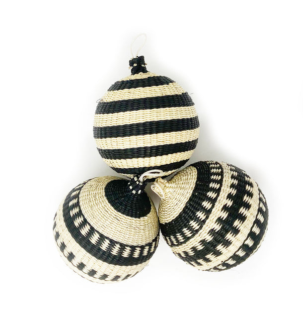Woven Ornament: Black and White Individual